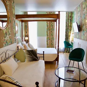 Hotel De La Bretonnerie, Paris